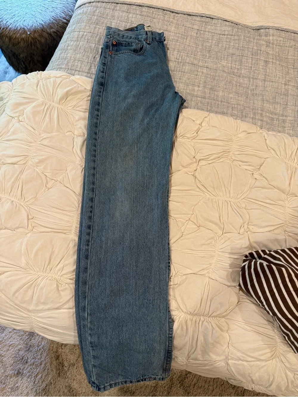 Levi's Men's 505 Light Blue Relaxed Fit Jeans with Signature Red Tab